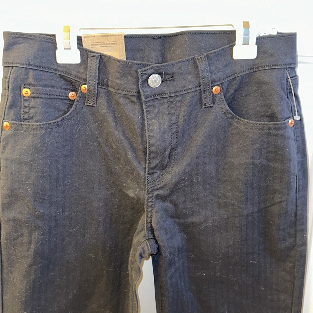 NWT Levi’s boyfriend jeans - Picture 2 of 8